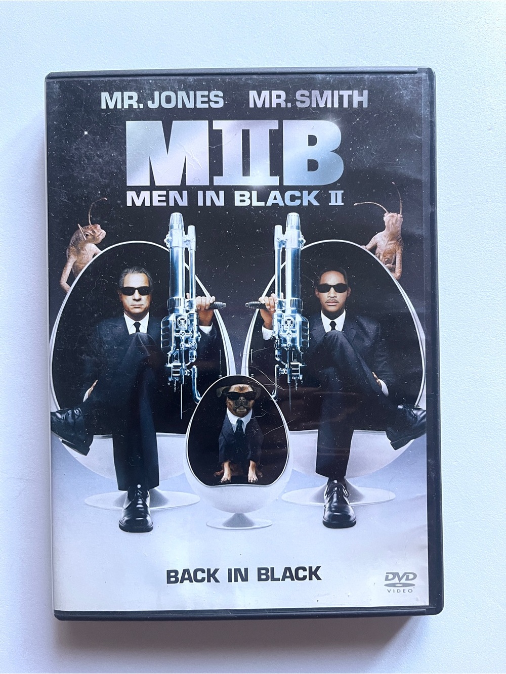 Men in Black II (MIB II) DVD - Black